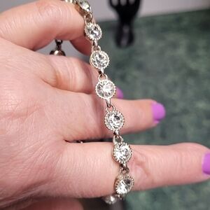 Elegant Antique Vintage Silver Bracelet with Clear Stones